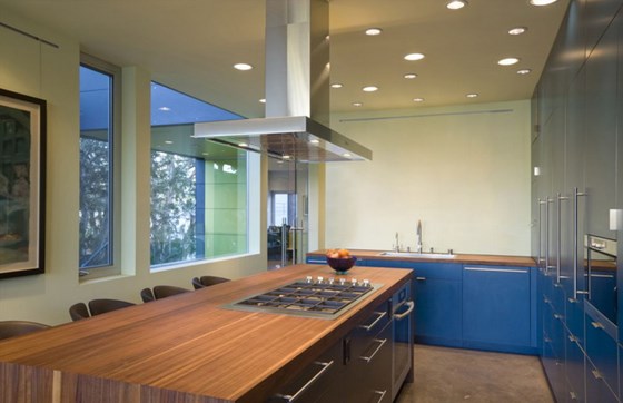 Modern Kitchens: Modern Kitchens by Red Cedar