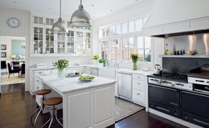 Modern Kitchens: Modern Kitchens by Red Cedar