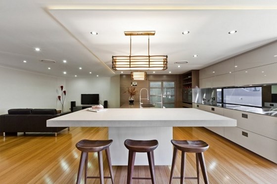 Modern Kitchens: Modern Kitchens by Red Cedar