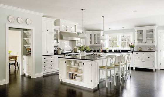 White Kitchens: White Kitchens by Red Cedar