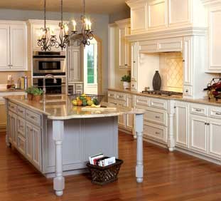 White Kitchens: White Kitchens by Red Cedar